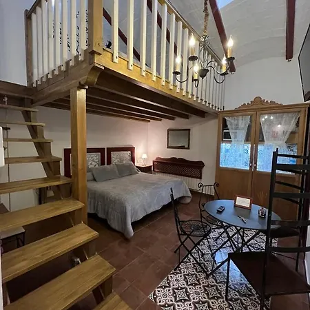 Retiro Del Teatro Hotel 3*